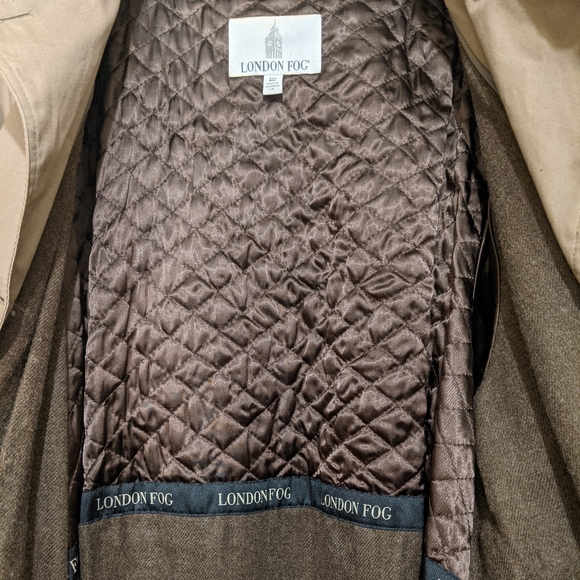 London Fog Raincoat - Picture 3 of 4